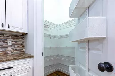 2288 Oakview Road NE, Atlanta, GA 30317 - Photo 27