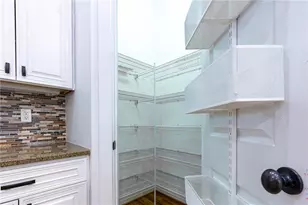 2288 Oakview Rd NE, Atlanta, GA 30317 - Photo 27