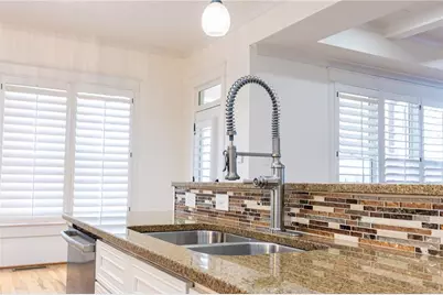 2288 Oakview Road NE, Atlanta, GA 30317 - Photo 29