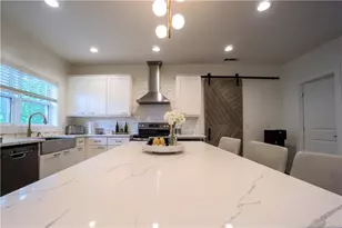 811 King Rd, Stone Mountain, GA 30088 - Photo 9