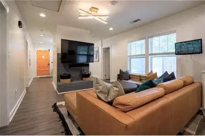 811 King Road, Stone Mountain, GA 30088 - Photo 5