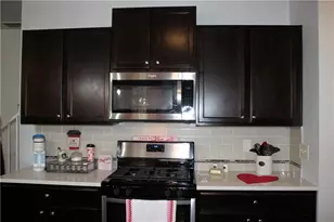 256 Bobbie Way, Woodstock, GA 30189 - Photo 5