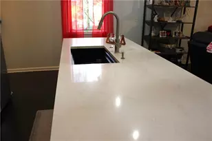 256 Bobbie Way, Woodstock, GA 30189 - Photo 7