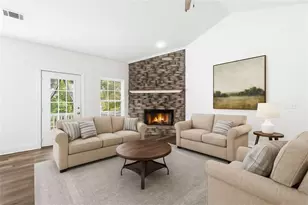 622 Spring Crest Rd, Cleveland, GA 30528 - Photo 7