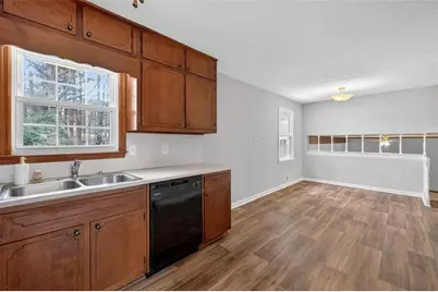 2015 Highriggs Lane, Snellville, GA 30078 - Photo 15