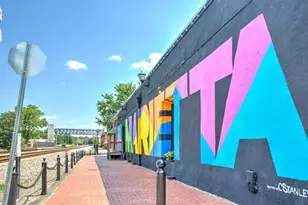 3265 Hilltop Cir, Marietta, GA 30066 - Photo 17