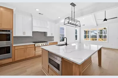 3275 Hilltop Circle, Marietta, GA 30066 - Photo 9