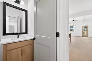 3275 Hilltop Cir, Marietta, GA 30066 - Photo 19