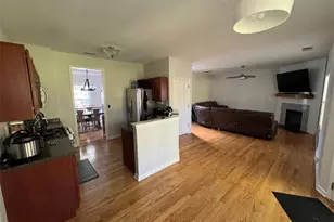 942 Koala St, Lawrenceville, GA 30043 - Photo 9