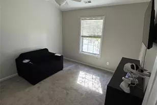 942 Koala St, Lawrenceville, GA 30043 - Photo 3