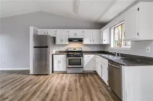 759 Greenhedge Dr, Stone Mountain, GA 30088 - Photo 11