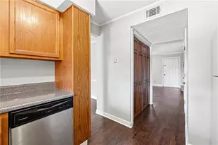 6148 Winfield Ct, Tucker, GA 30084 - Photo 9