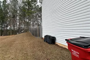1038 Forest Glen, Jonesboro, GA 30238 - Photo 17