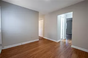 114 Bentley Pkwy, Woodstock, GA 30188 - Photo 5