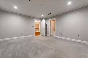 2626 Peachtree Rd NW, Atlanta, GA 30305 - Photo 49