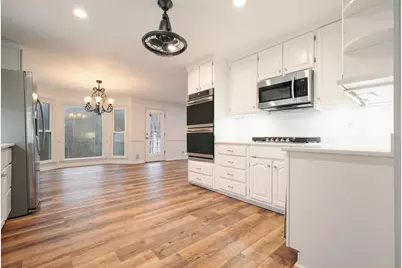 402 W Leslie Court, Woodstock, GA 30188 - Photo 11