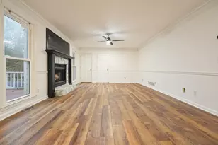 402 W Leslie Ct, Woodstock, GA 30188 - Photo 17