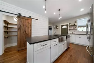 1956 Blacks Bluff Rd SW, Rome, GA 30161 - Photo 9