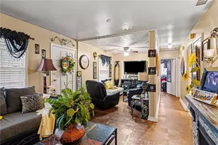 514 Clara Dr, Riverdale, GA 30274 - Photo 7