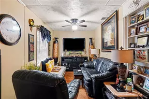 514 Clara Dr, Riverdale, GA 30274 - Photo 5