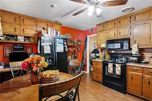 514 Clara Dr, Riverdale, GA 30274 - Photo 9