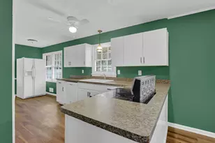 886 Oakhill Ct, Stone Mountain, GA 30087 - Photo 13