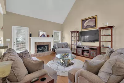 5252 Deep Springs Drive, Stone Mountain, GA 30087 - Photo 7