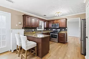 4631 Gold Mine Dr, Sugar Hill, GA 30518 - Photo 3