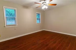 3562 Bryant Ln, Marietta, GA 30066 - Photo 13