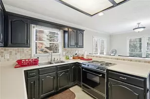 2940 Summit Dr, Jonesboro, GA 30236 - Photo 13