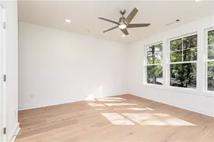 2244 Crestview Dr, Brookhaven, GA 30319 - Photo 11