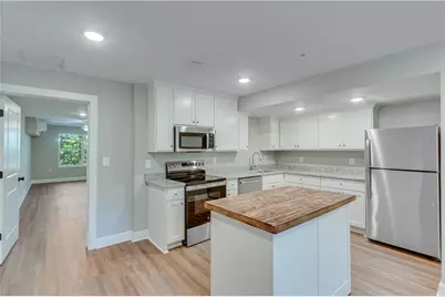 710 Jesse Jewell Parkways SE #105, Gainesville, GA 30501 - Photo 7