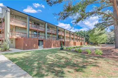 710 Jesse Jewell Parkways SE #105, Gainesville, GA 30501 - Photo 17