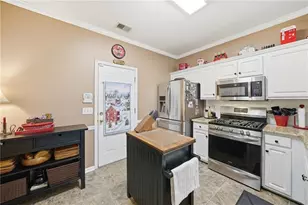 2957 Spotted Pony Ct NW, Acworth, GA 30101 - Photo 11