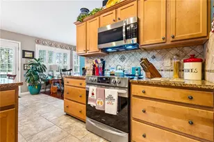 317 Southgate Dr, Locust Grove, GA 30248 - Photo 7