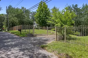 1917 Defoor Ave, Atlanta, GA 30318 - Photo 11