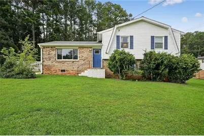 624 Village Lane Drive SW, Marietta, GA 30060 - Photo 1