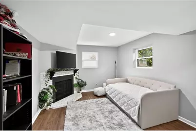 624 Village Lane Drive SW, Marietta, GA 30060 - Photo 3