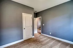 853 Pearl St, Madison, GA 30650 - Photo 13