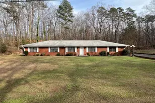 33 E Kenora Dr E, Rome, GA 30165 - Photo 1