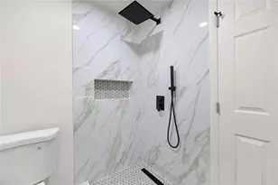 150 N Pond Ct, Roswell, GA 30076 - Photo 37