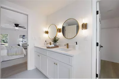 150 N Pond Court, Roswell, GA 30076 - Photo 31