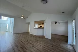 3720 Crescent Walk Ln, Suwanee, GA 30024 - Photo 3