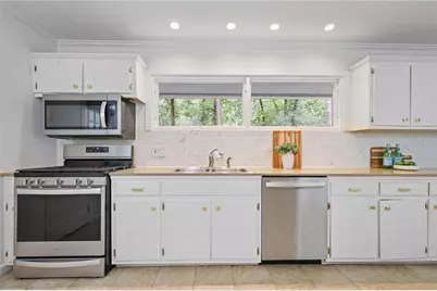 2800 Mornington Drive NW, Atlanta, GA 30327 - Photo 9