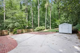 2800 Mornington Dr NW, Atlanta, GA 30327 - Photo 31