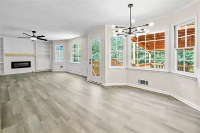 1559 Fieldgreen Overlook, Stone Mountain, GA 30088 - Photo 11