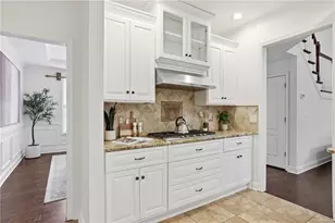 3883 Greensward View NW, Kennesaw, GA 30144 - Photo 13