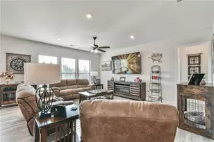 5051 Adler Ct, Hoschton, GA 30548 - Photo 5