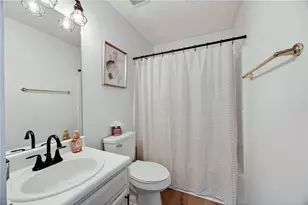 469 Village Cir, Stockbridge, GA 30281 - Photo 17