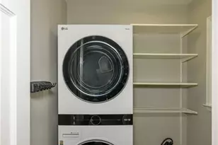 151 Lakeside Dr NW, Kennesaw, GA 30144 - Photo 13